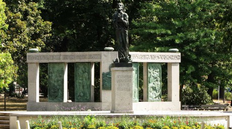 Tábor - pomník MJH od Františka Bílka (1)