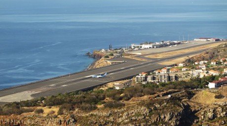 Madeira_2015_08_02 (7)_mezinárodní letiště Madeira