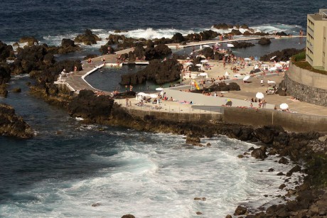 Madeira_2015_07_30 (35)_Porto Moniz_bazény na pobřeží