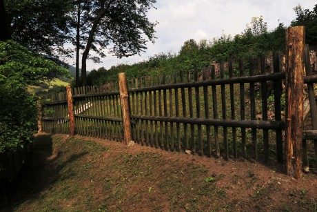 Oprava plotu (2)