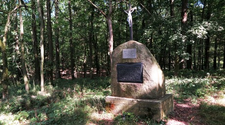 029_Svíb - pomník pruského 4. durynského pěšího pluku č. 72 (1)