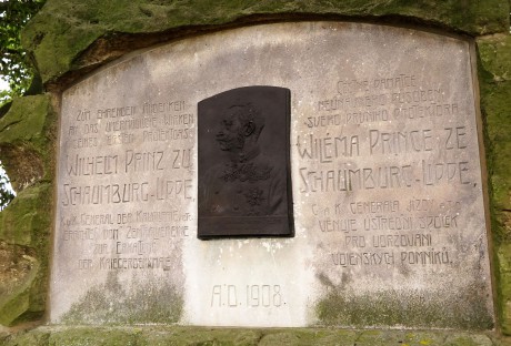 050_Chlum - památník prince ze Schumburg - Lippe