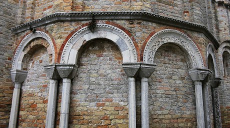 Torcello_kostel Santa Fosca (11. - 12. století) (10)