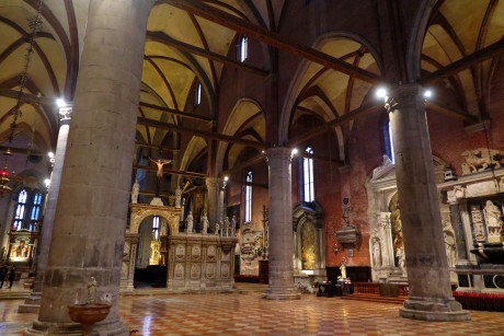 Benátky_Bazilika Santa Maria Gloriosa dei Frari  (5)