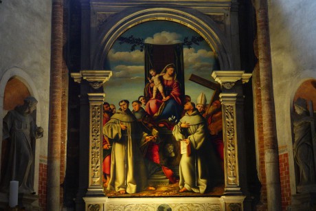 Benátky_Santa Maria Gloriosa dei Frari_Bernardino Licinio_Madona se sv. Františkem_1535
