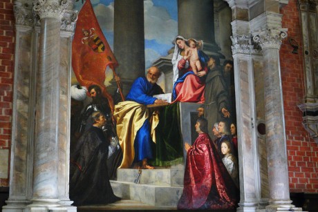 Benátky_Santa Maria Gloriosa dei Frari_Tizian_Madona rodu Pesaro_1519-26 (2)