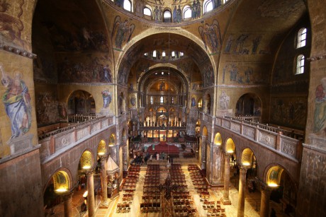 Benátky_Bazilika sv. Marka_interiér (1)