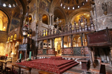 Benátky_Bazilika sv. Marka_interiér (4)