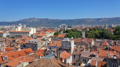 2017_07_Chorvatsko_Split_katedrála sv. Domnia_pohled ze zvonice (2)