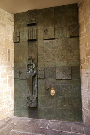 Barcelona_Door of Saint George_Subirachs