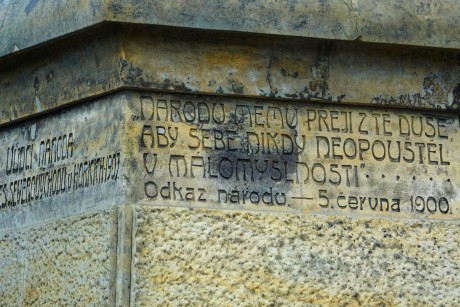 Hořice_Riegrův obelisk_03