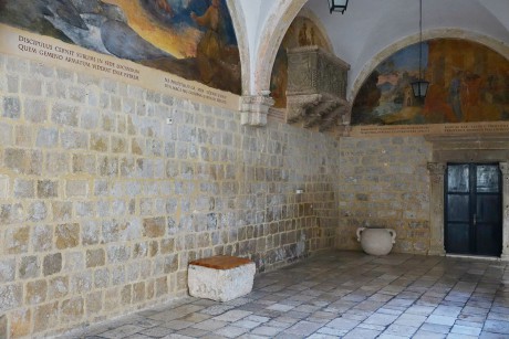 2018_09_Dubrovnik_františkánský klášter (5)