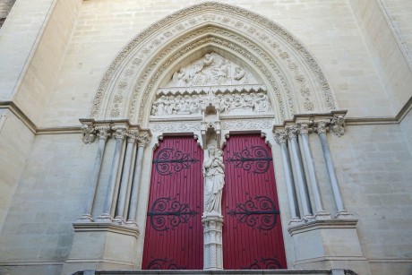 2018_08_13_Francie_Montpellier_katedrála sv. Petra_04
