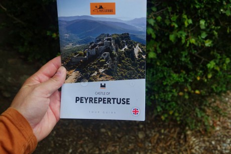 2018_08_17_Francie_Duilhac-sous-Peyrepertuse_Chateau de Peyrepertuse_01_1