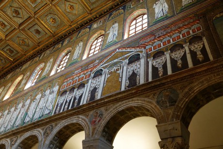 Ravenna_Sant' Apollinare Nuovo (10)