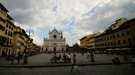 Florencie_bazilika Santa Croce_exteriér_Piazza Santa Croce (2)
