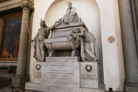 Florencie_bazilika Santa Croce_náhrobek Dante Alighieriho (1)