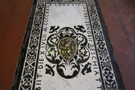 Florencie_bazilika Santa Croce_náhrobní desky (5)