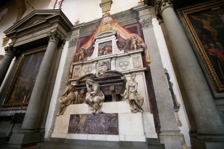 Florencie_bazilika Santa Croce_památník Michelangelo Buonarroti