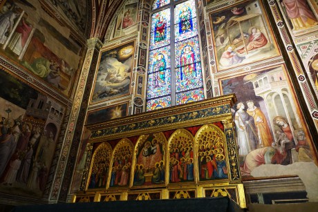 Florencie_bazilika Santa Croce_Příběhy Panny Marie_ fresky Taddeo Gaddiho v kapli Baroncelli_1328_38   (1)