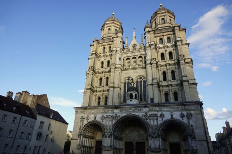 Dijon_Kostel sv. Michaela Archanděla_exteriéry (3)