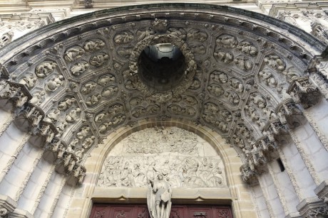 Dijon_Kostel sv. Michaela Archanděla_exteriéry (5)