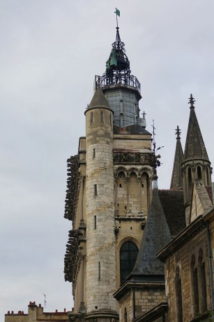 Dijon-kostel Notre-Dame-exteriér (2)