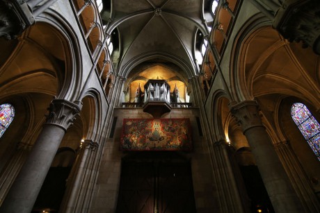 Dijon-kostel Notre-Dame-interiér (2)