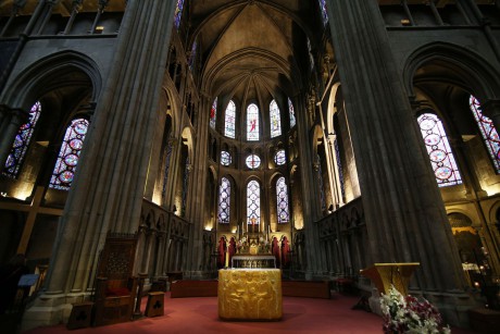 Dijon-kostel Notre-Dame-interiér (3)