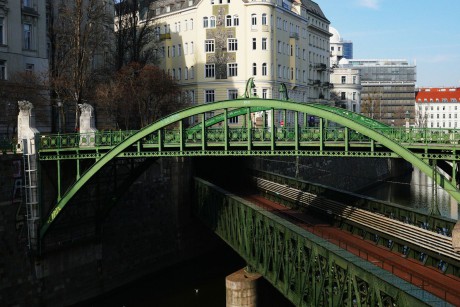 Vídeň_Celní most_1900