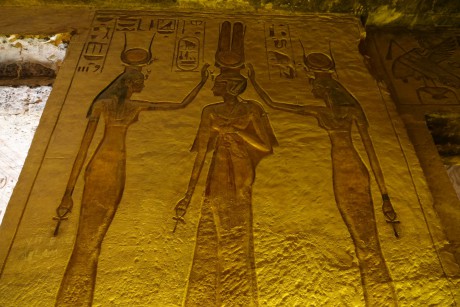 Abu Simbel - Malý chrám bohyně Hathor a královny Nefrtari-0011