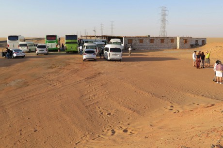 Núbijská poušť _silnice 75_mezi Asuánem a Abu Simbelem-0007
