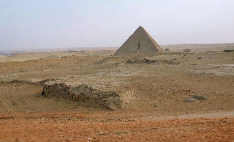Gíza - Menkaureova pyramida-0006
