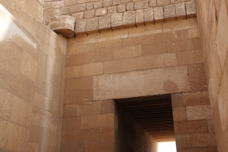 Sakkára - nekropole - Džoserův pyramidový komplex-0007
