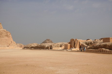 Sakkára - nekropole - Džoserův pyramidový komplex-0011