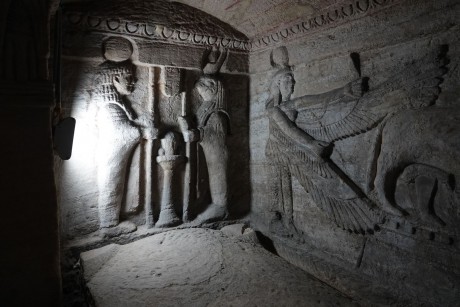 Egypt - Alexandrie - katakomby Kóm el Shokafa-0034