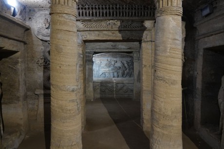 Egypt - Alexandrie - katakomby Kóm el Shokafa-0039
