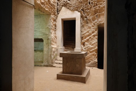 Egypt - Alexandrie - katakomby Kóm el Shokafa-0040