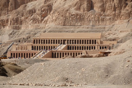 Dér el-Bahrí - chrám královny Hatšepsut-0003