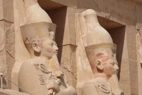 Dér el-Bahrí - chrám královny Hatšepsut-0015