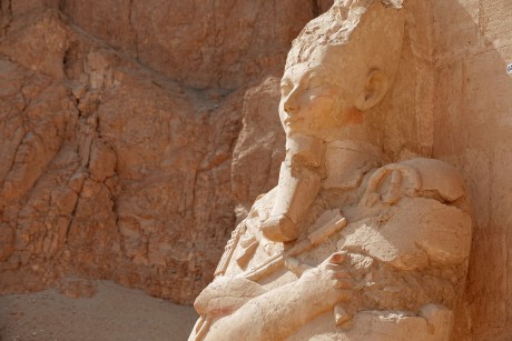Dér el-Bahrí - chrám královny Hatšepsut-0042
