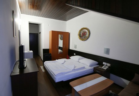 Andrijevica - hotel Komovi (2)