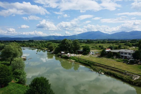 2019_07_14_Kosovo_ vyhlídka na řeku Bílý Drin u obce Xërxë (2)