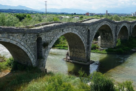 2019_07_14_Kosovo_Bishtazhin_turecký most (3)