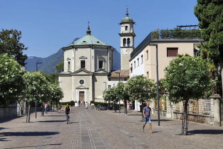 Riva del Garda_kostel Santa Maria Inviolata (1)