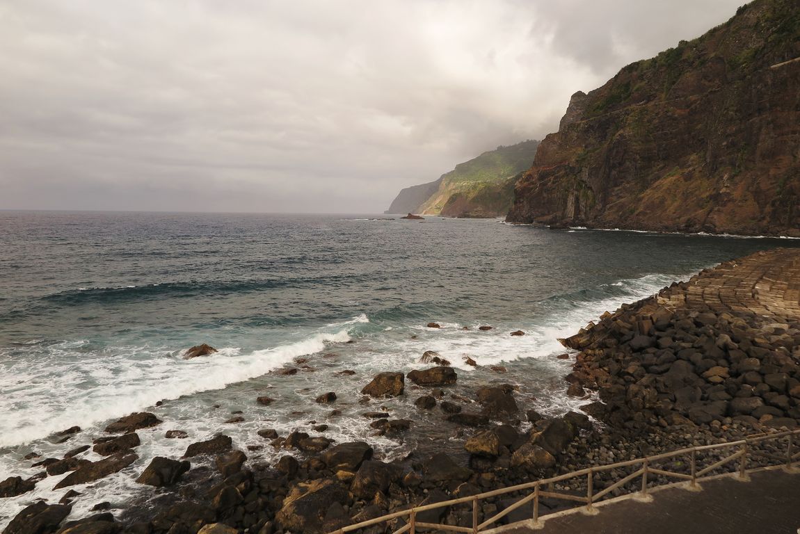 Madeira_2015_07_28 (62)_Ponta Delgada_pobřeží
