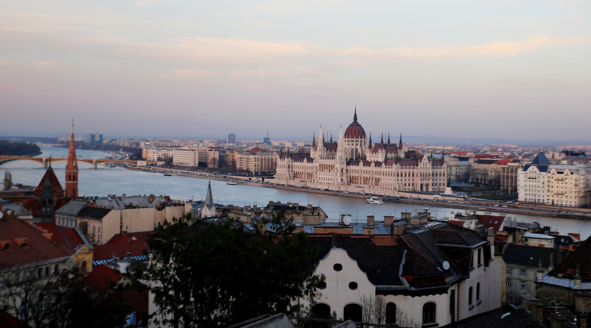 Budapešť - Parlament (1)