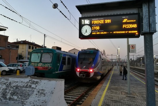 Ravenna_regionální vlak do Florencie